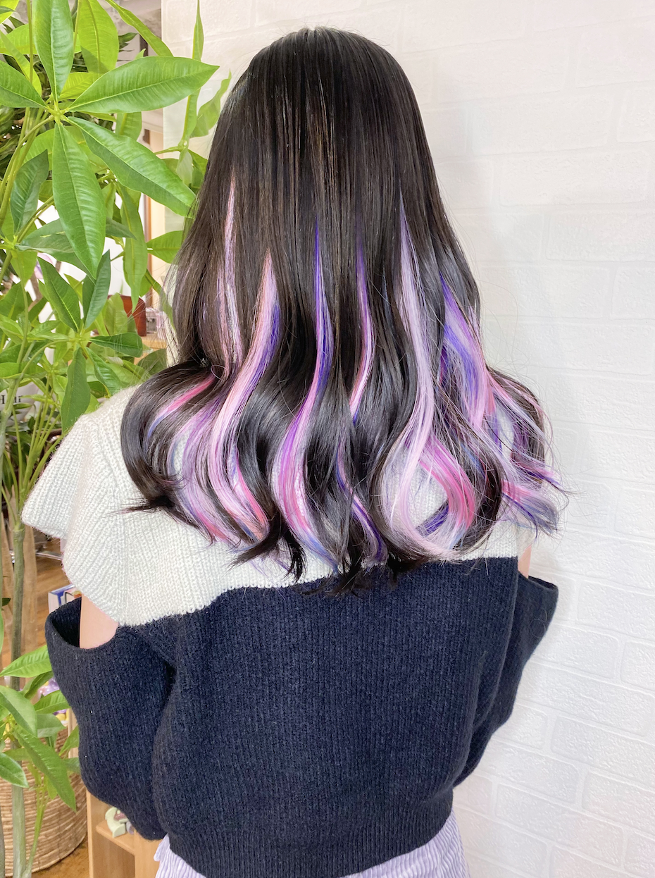 ４色のインナーユニコーン　黒髪