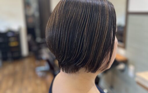 中野坂上駅徒歩１分の美容院Re:ta Hair【リタヘア】で白髪ぼかしをしませんか？