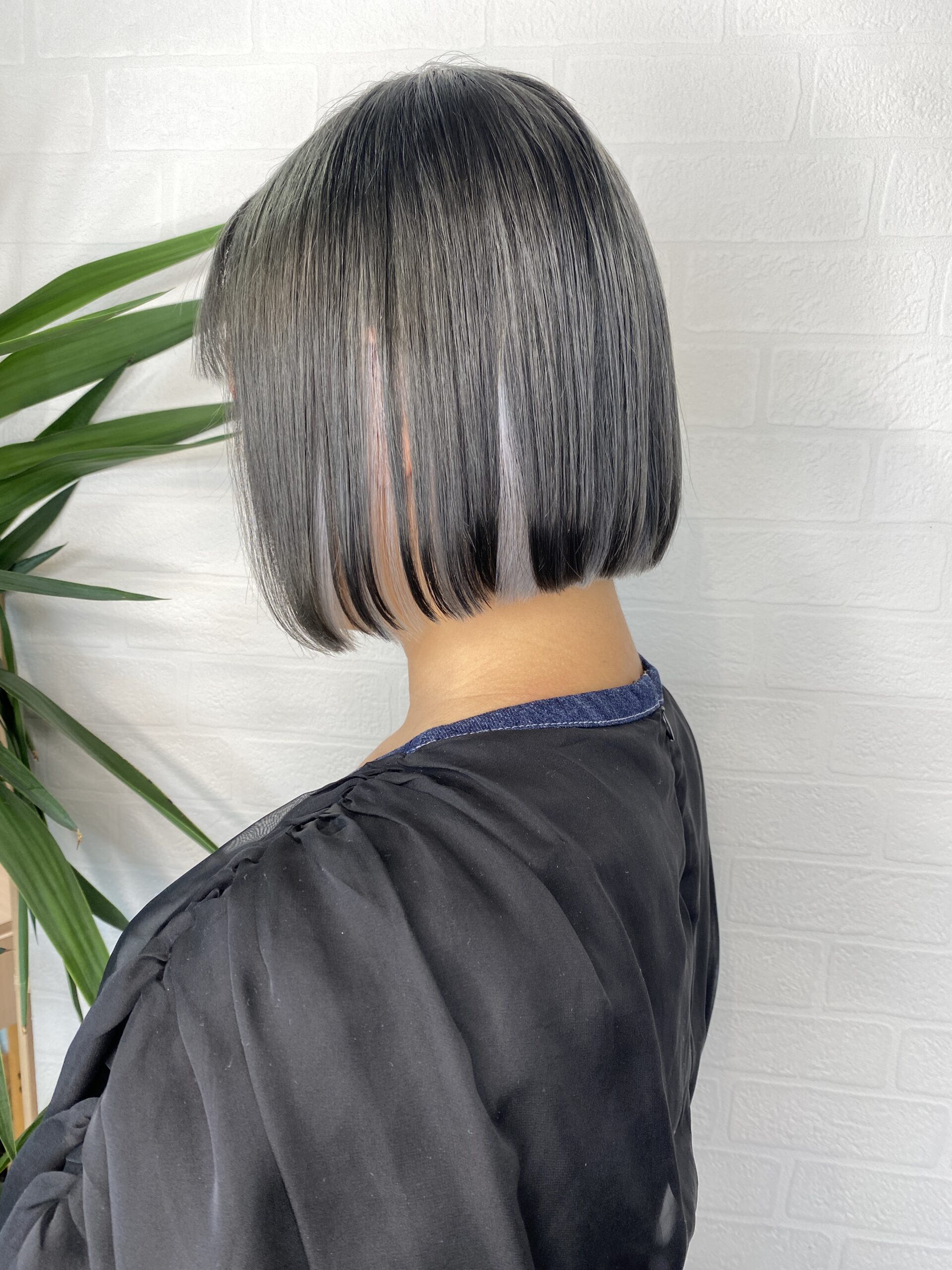 ボブ　インナー　ホワイト　シルバー