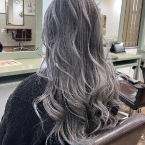 グレージュするなら東京にある美容院Re:ta Hair【リタヘア】でオシャレになろう